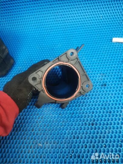 Патрубок Volkswagen Tiguan CAV 2012