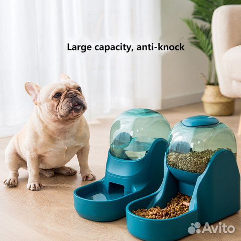 Автоматическая кормушка для кошек и собак