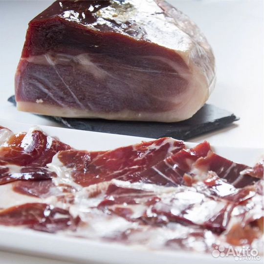 Хамон Иберико (Iberico De Cebo) в нарезке