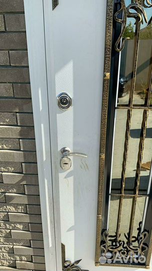 Вскрытие замков,машин,дверей,ремонт,замена замков