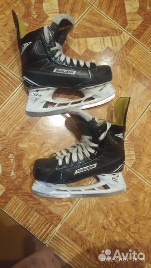 Хоккейные коньки bauer S170