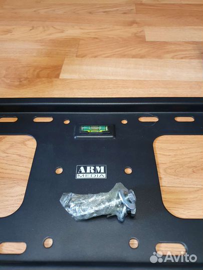 Крепление для телевизора на стену больших diagonal