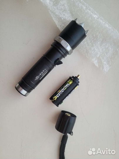 Фонарик металлический