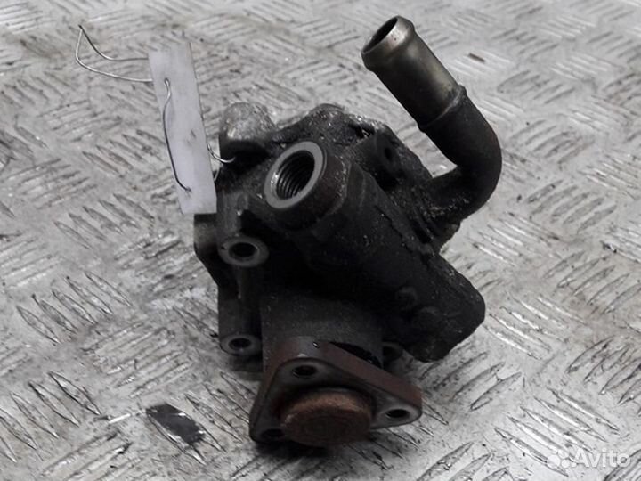 Насос гидроусилителя руля Volkswagen Passat B5