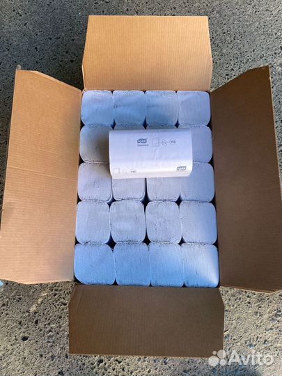 Бумажные полотенца для диспенсера