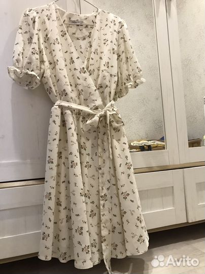 Платье летнее белое 48 50