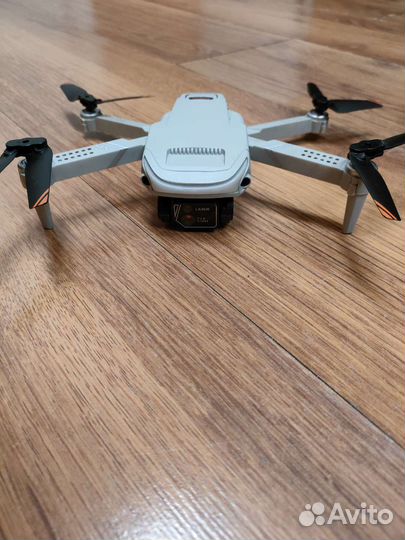 Квадрокоптер дрон с камерой