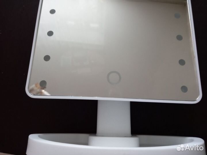 Зеркало косметическое с подсветкой и сенсорным уп