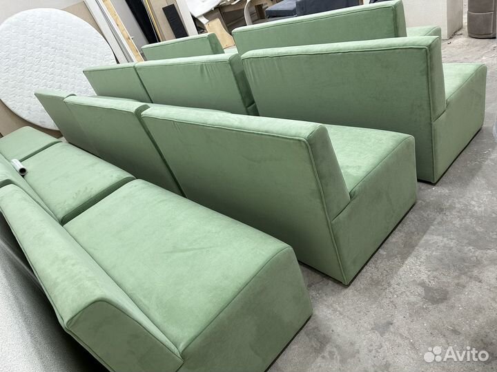 Диваны для кафе и баров 210