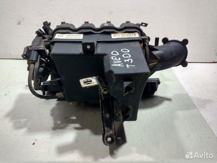 Коллектор впускной Chevrolet Aveo T300 T300 2011