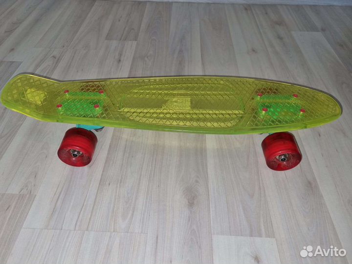 Скейтборд пениборд светящиеся колёса