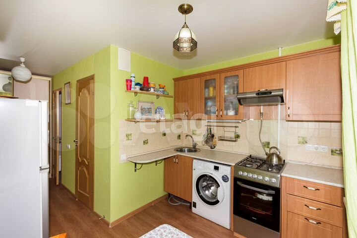 2-к. квартира, 50 м², 6/9 эт.