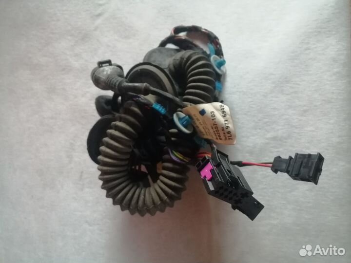 Запчасти на volkswagen touareg 1