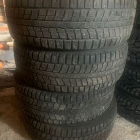 Dunlop SP Winter Ice 01 205/60 R16