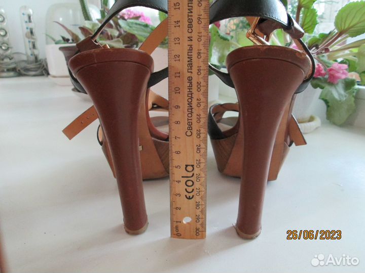 Босоножки женские 35 размер
