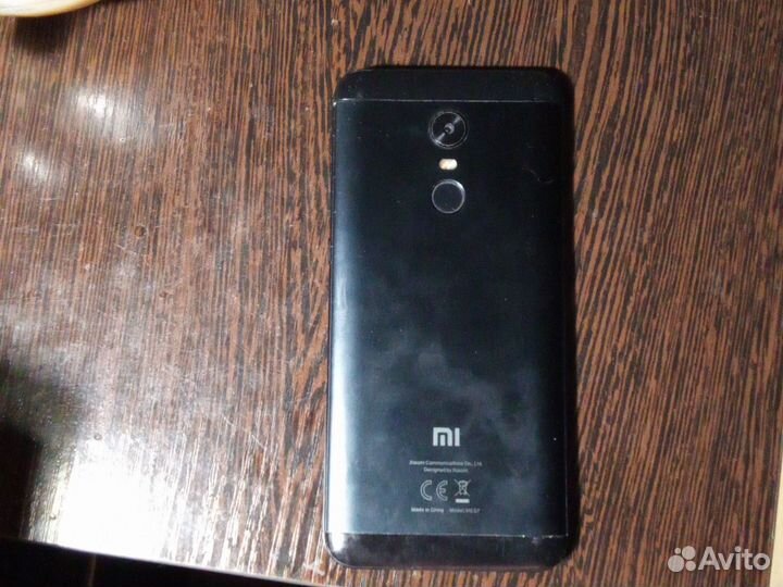 Xiaomi Redmi 5 Plus, 3/32 ГБ