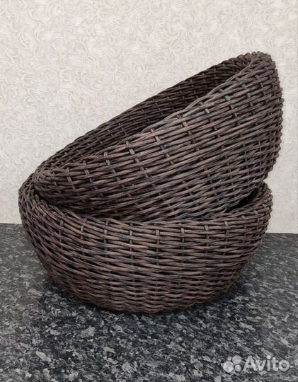 Кашпо из ротанга (плоское)