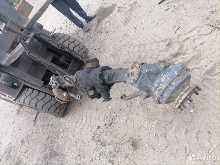 Передний ведущий балочный мост к мтз82