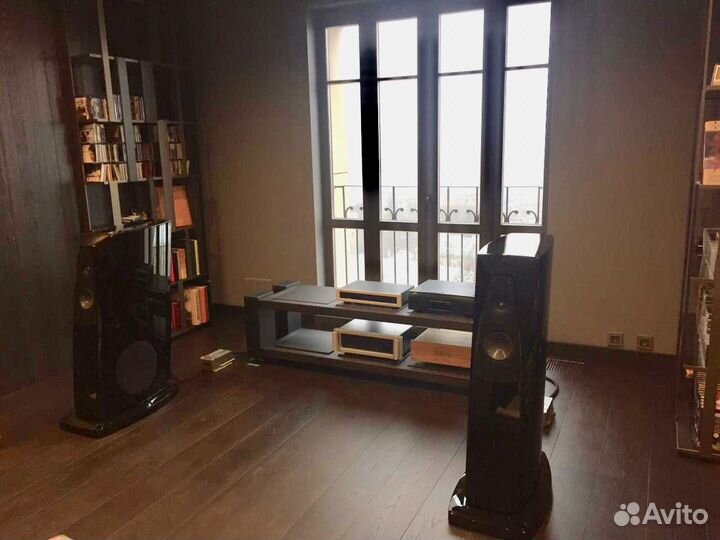 Стойка для Hi End аппаратуры натуральное дерево