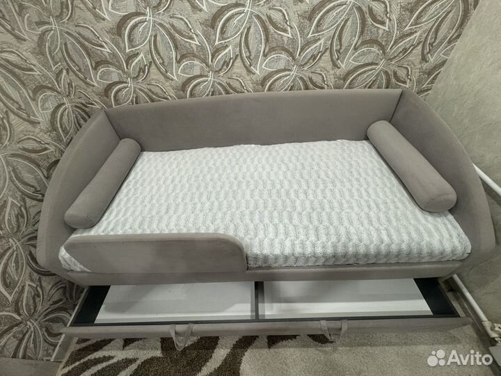 Продам кровать