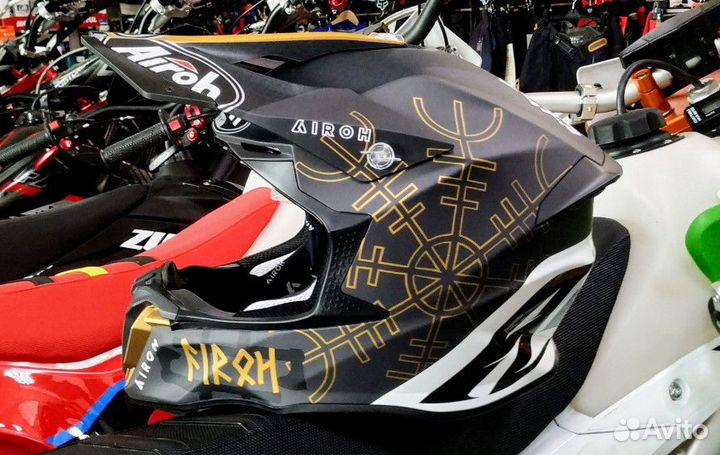 Шлем кроссовый airoh Twist 2.0 Sword Gloss Matt