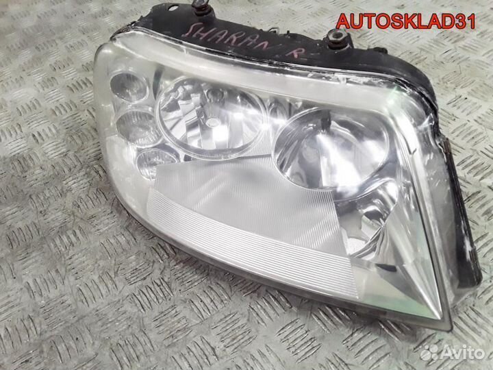 Фара правая Volkswagen Sharan 7M3941016AB