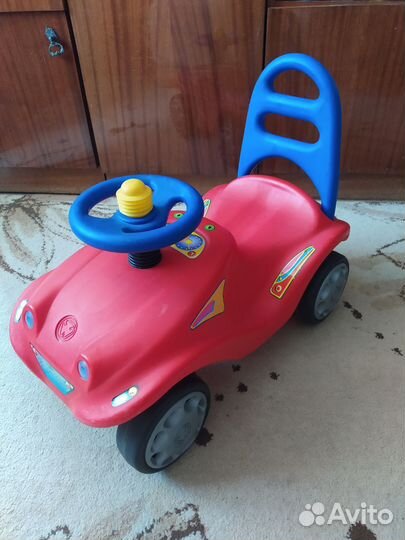 Детская машинка каталка