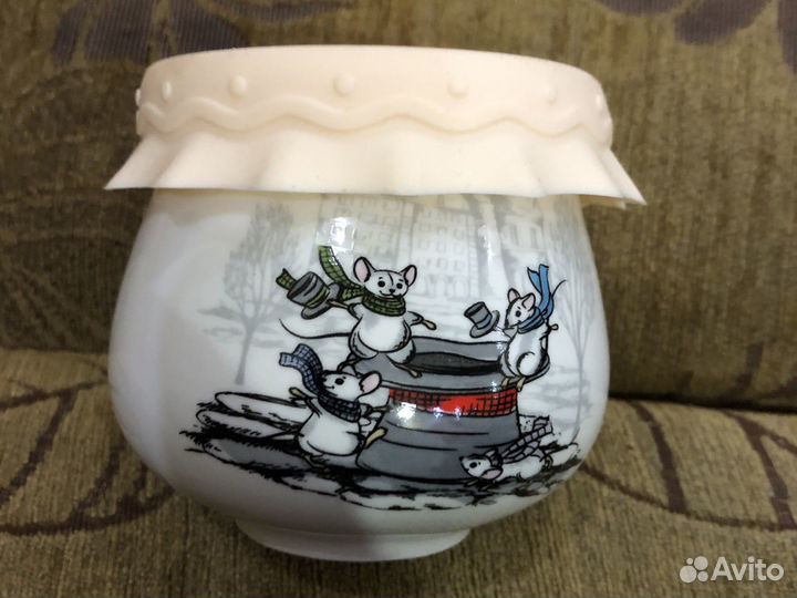 Баночки с крышкойдля меда или варенья