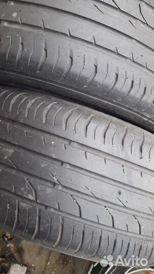Continental ContiPremiumContact 2 215/55 R17 94V