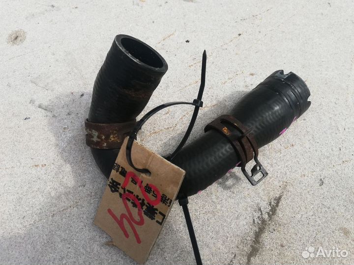 Патрубок радиатора Mazda 3