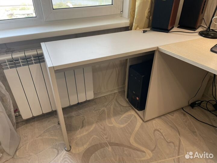Компьютерный стол с приставной тумбой