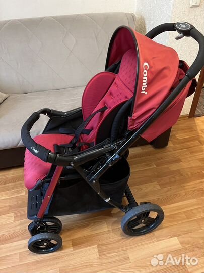 Прогулочная коляска Combi (Япония)