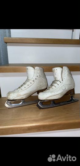 Фигурные коньки risport 240