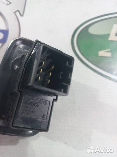 Кнопка стеклоподъемников задняя Volvo S60 S80 XC90