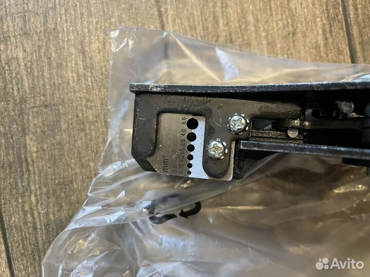 Инструмент для снятия изоляции Knipex