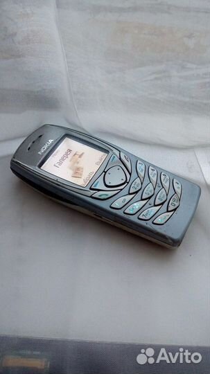 Телефон nokia 6100 для коллекционеров