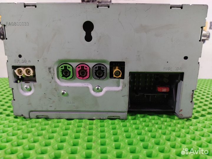 Магнитола Mercedes-Benz C-class