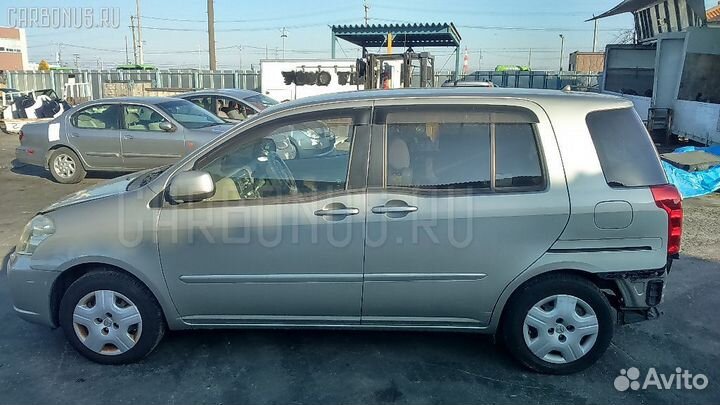 Передняя панель передняя вержняя Toyota Raum NCZ20