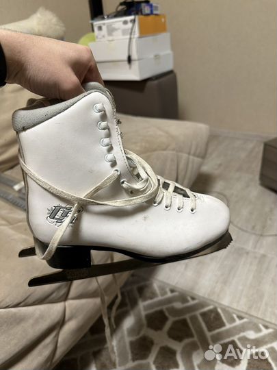 Фигурные коньки