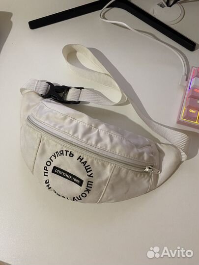 Поясная сумка спутник 1985