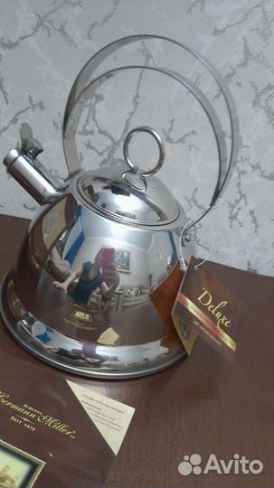 Продаеться чайник. Хорошего качества. Новая
