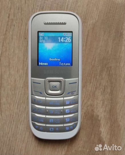 Телефон Samsung gt-e1200m