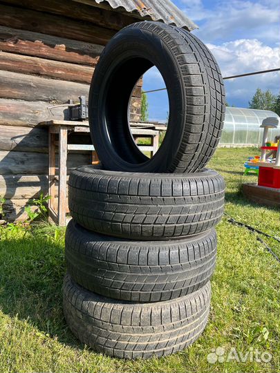 Pirelli Winter 210 Snowsport 205/60 R16 92H