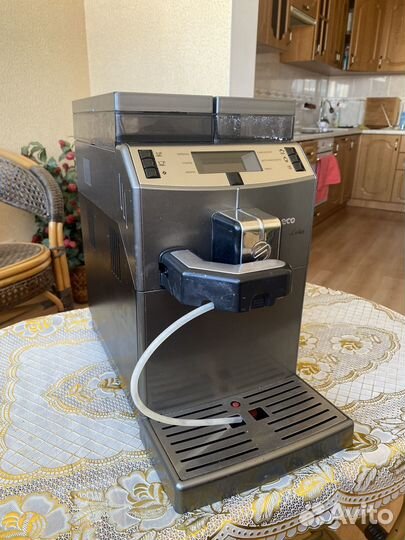 Кофемашина Saeco Lirika