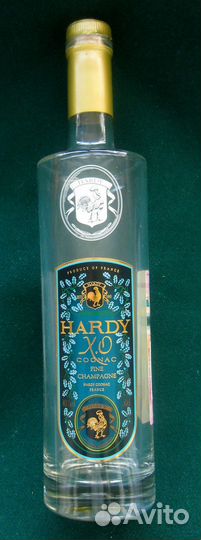 Бутылки от коньяка и отдельные коробки