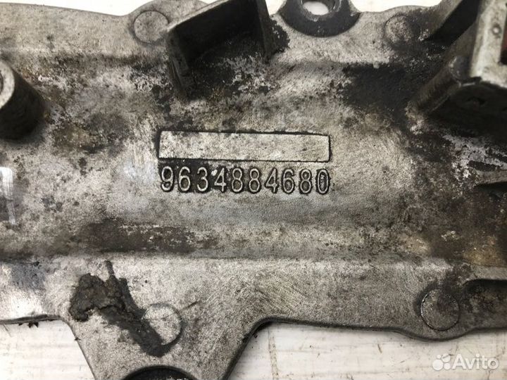 Клапанная крышка левая Peugeot 607 ES9J4S 2001