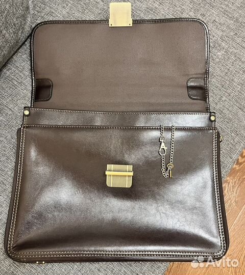 Мужской кожаный портфель