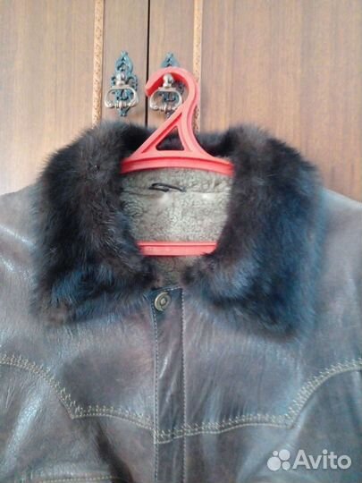 Кожаная зимняя куртка на овчине