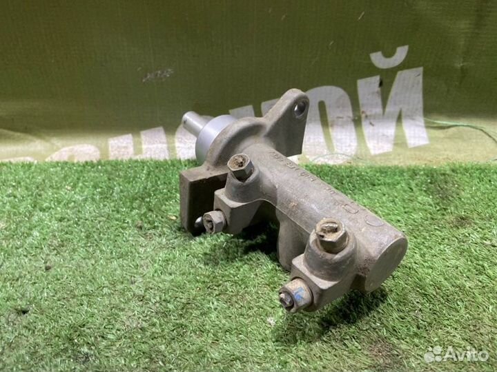 Главный тормозной цилиндр Renault Logan