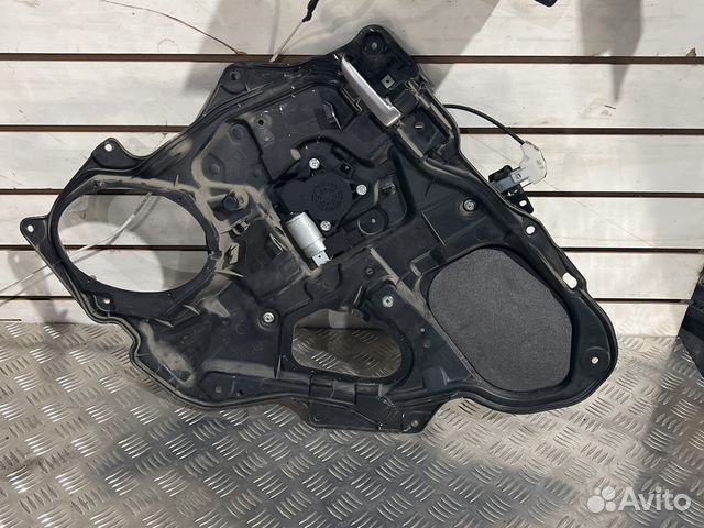 Стеклоподъемник задний правый mazda 3 bk